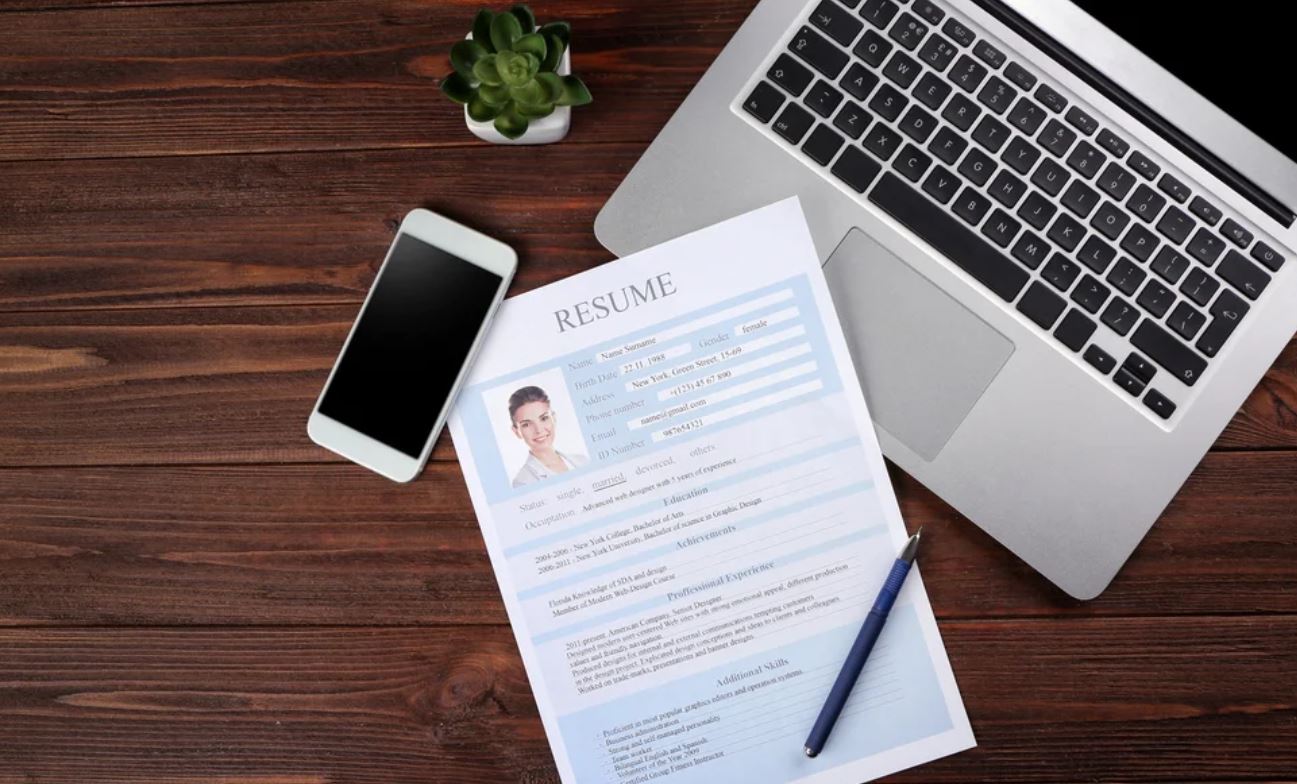 Traducción y creación de CV
